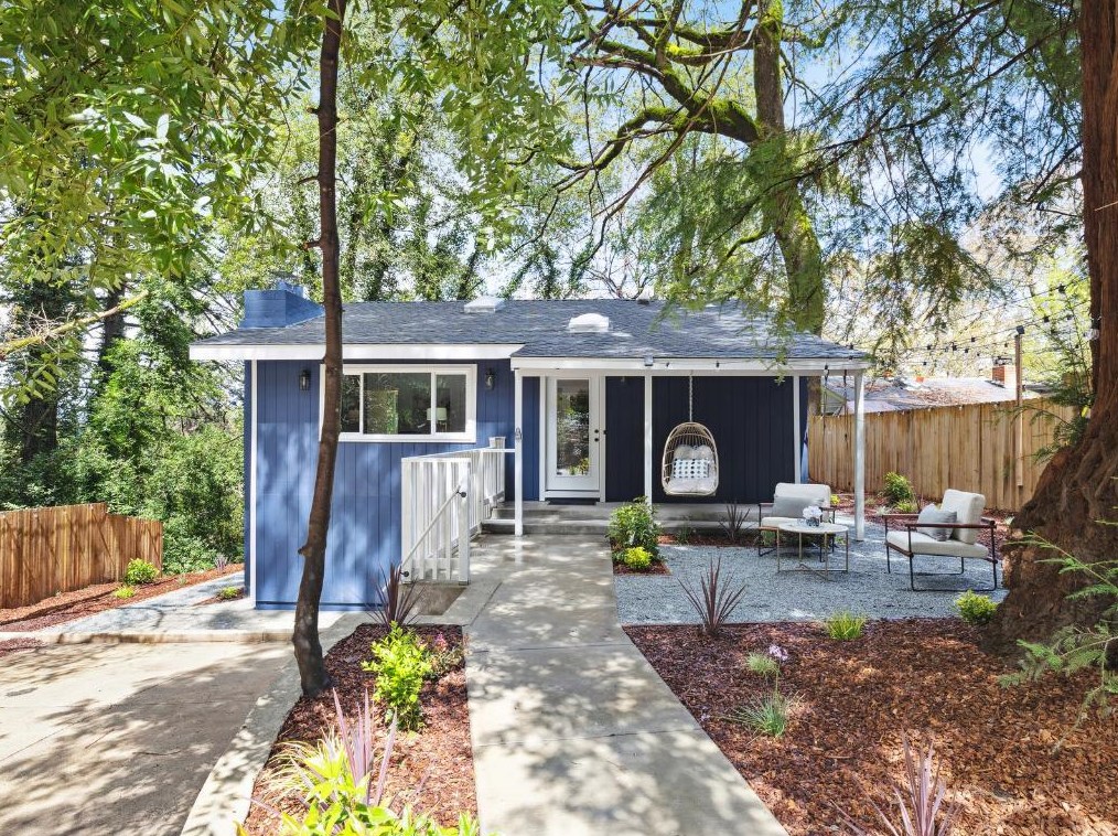 18115 La Verne Dr, Los Gatos, CA 95033