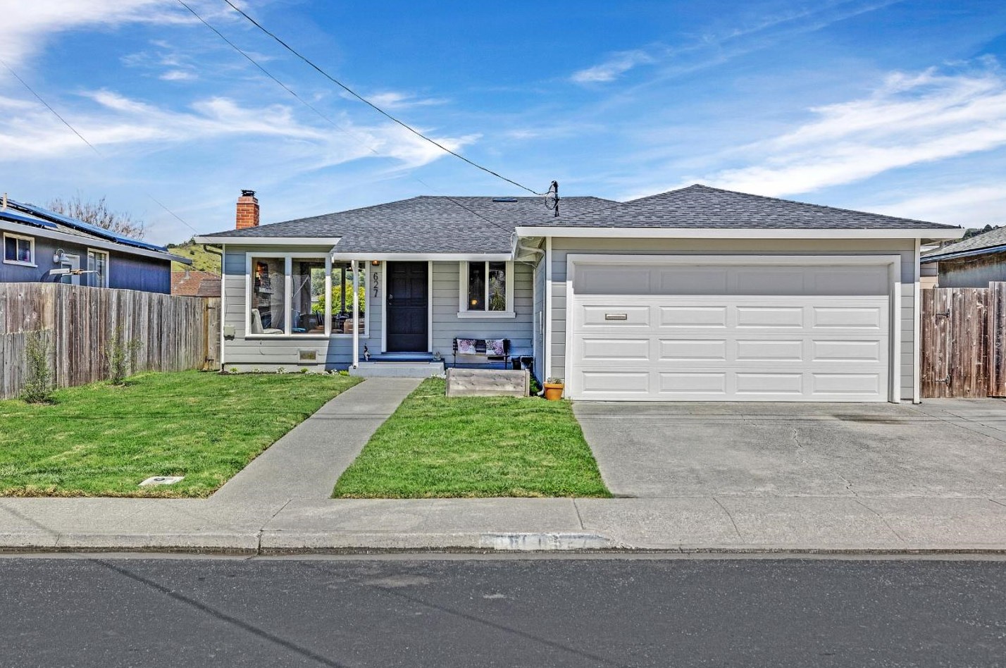627 Montezuma Dr, Pacifica, CA 94044