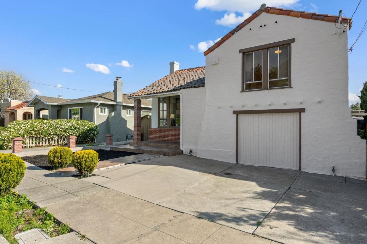 1151 Cleveland St, Redwood City, CA 94061-2234