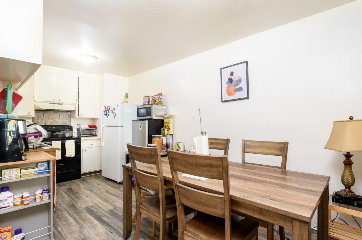 887 Bellevue Ave, Daly City, CA 94014-1179