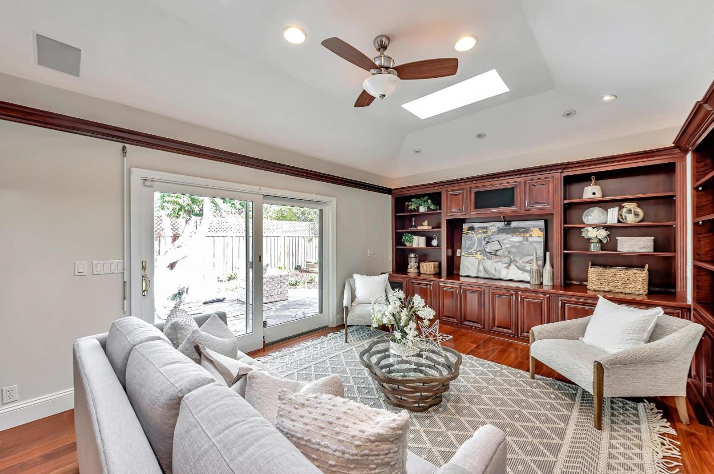 1623 Fallen Leaf Ln, Los Altos CA  94024-6212 exterior