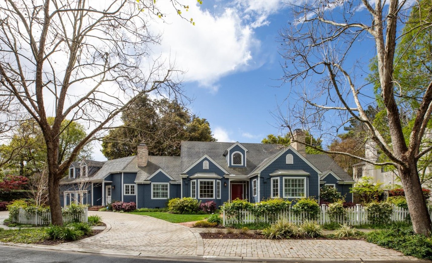 166 Seminary Dr, Menlo Park, CA 94025-3569