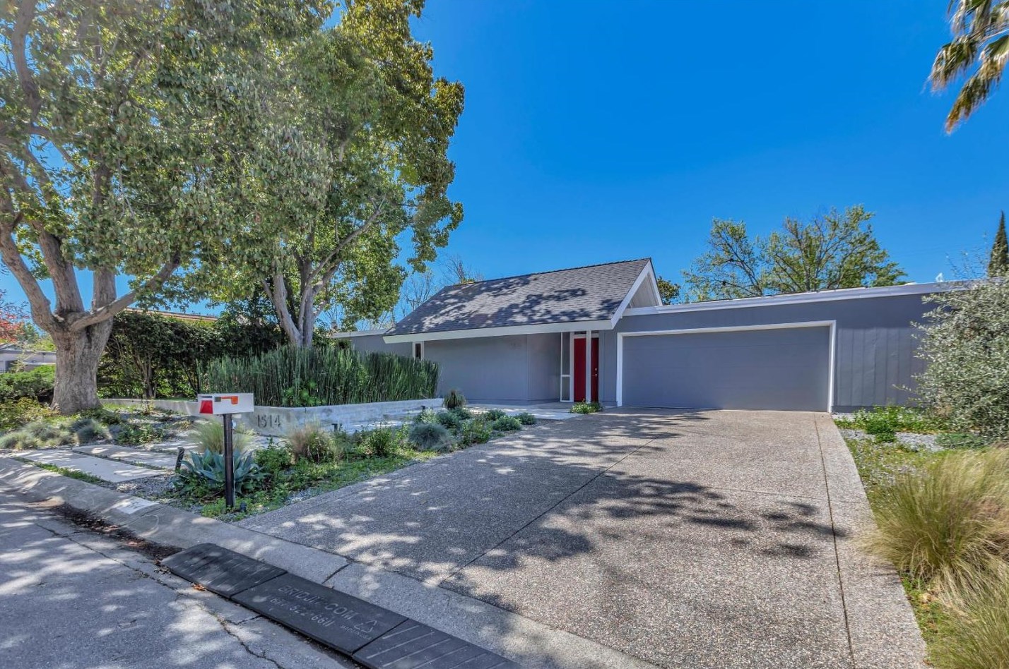 1514 Clay Dr, Los Altos, CA 94024