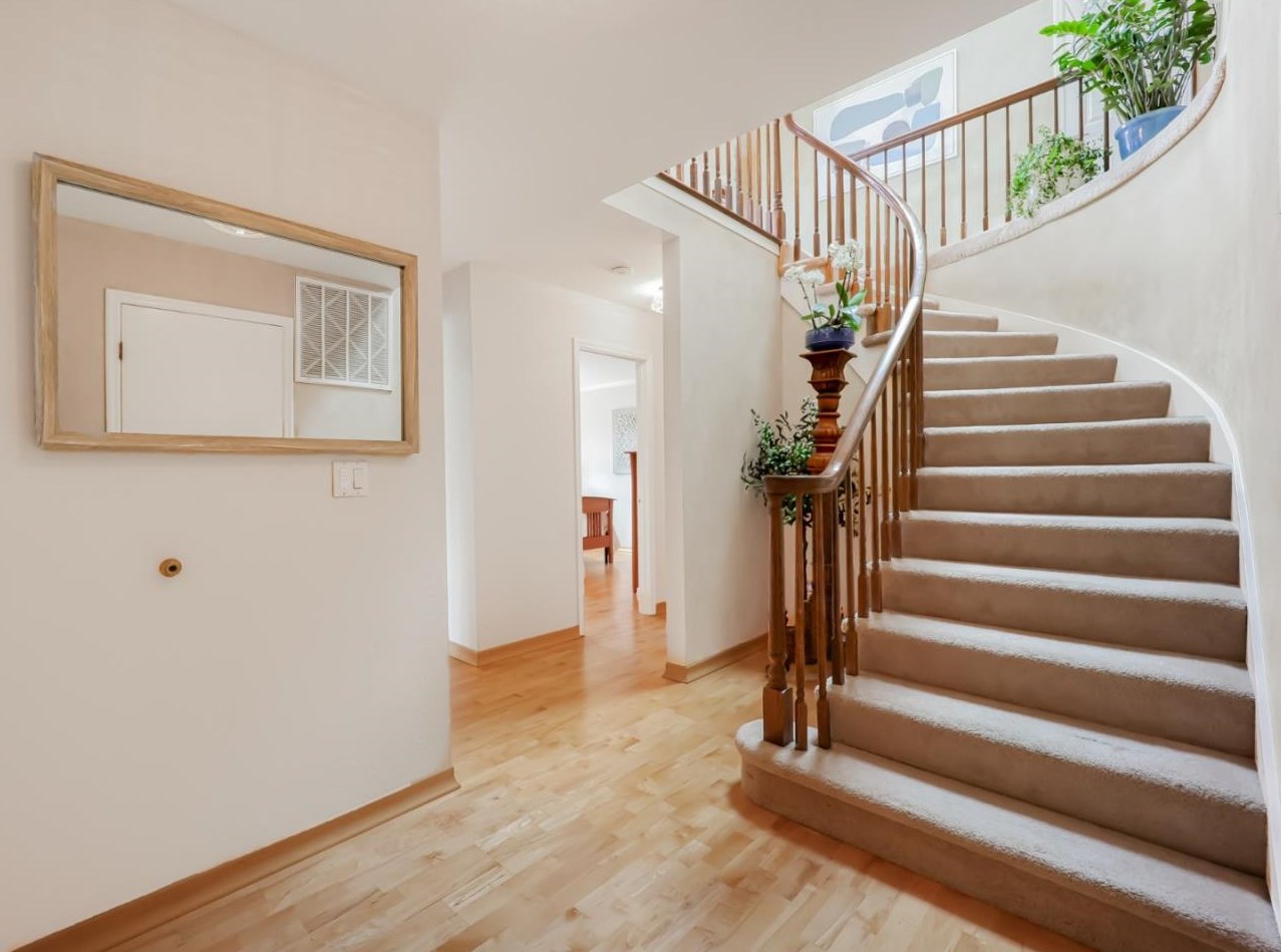 10407 Avenida Ln, Cupertino, CA 95014