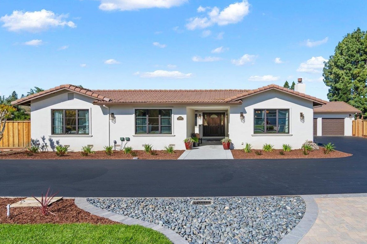14638 Badger Pass Rd, Morgan Hill, CA 95037
