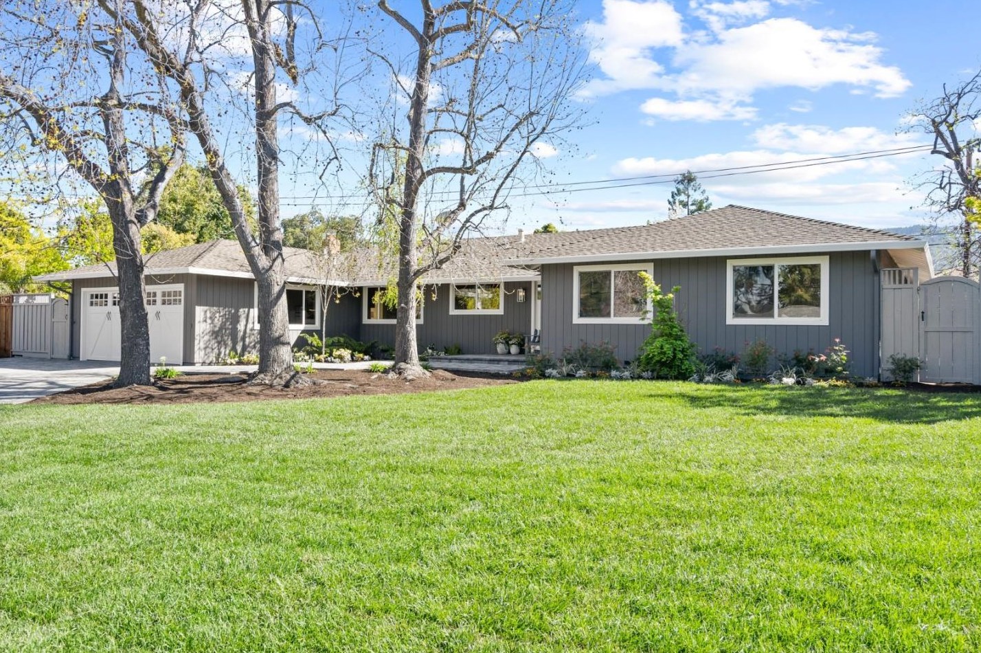 20392 Manoa Ct, Saratoga CA  95070-4909 exterior