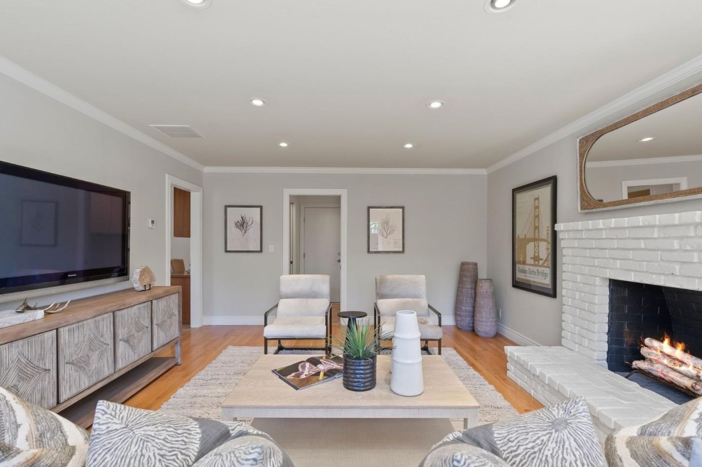 20392 Manoa Ct, Saratoga CA  95070-4909 exterior