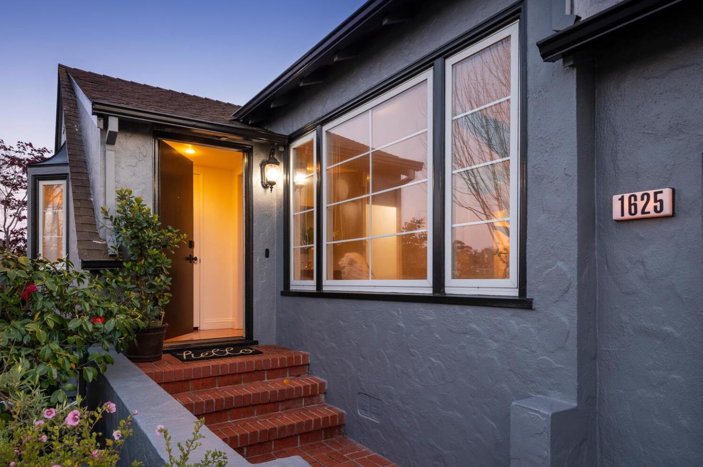 1625 Westmoor Rd, Burlingame, CA 94010