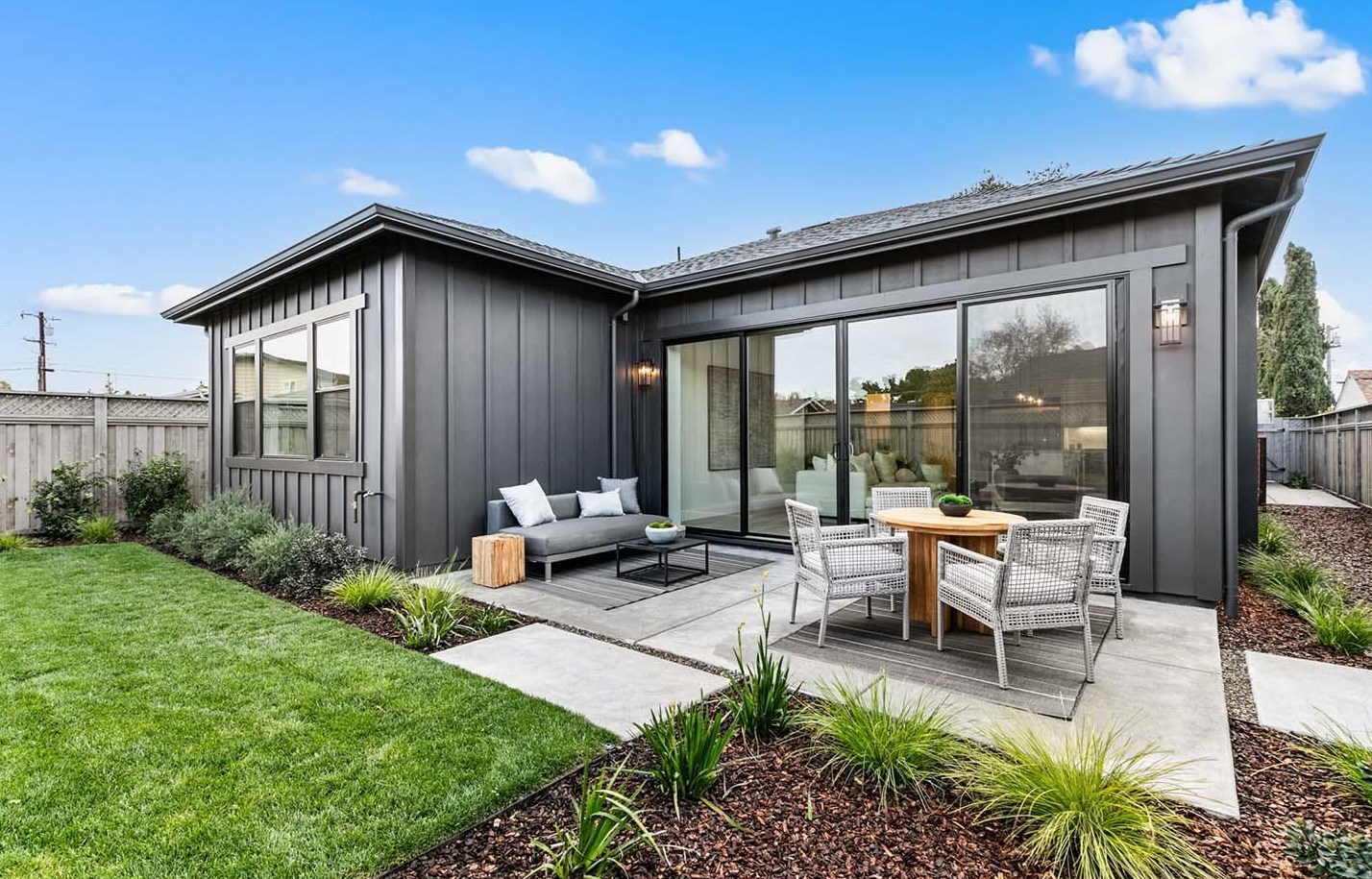 1162 Shamrock Dr, Campbell CA  95008-6118 exterior