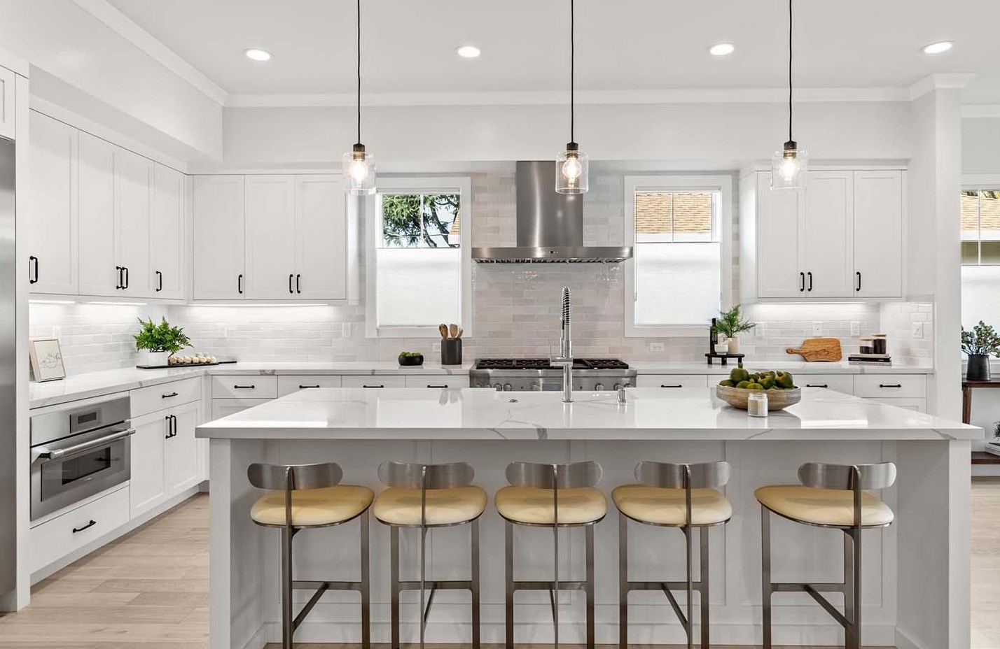 1162 Shamrock Dr, Campbell CA  95008-6118 exterior