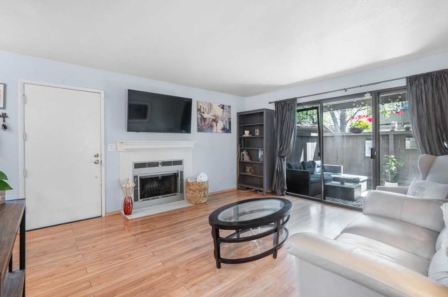 137 La Crosse Dr, Morgan Hill CA  95037-5628 exterior