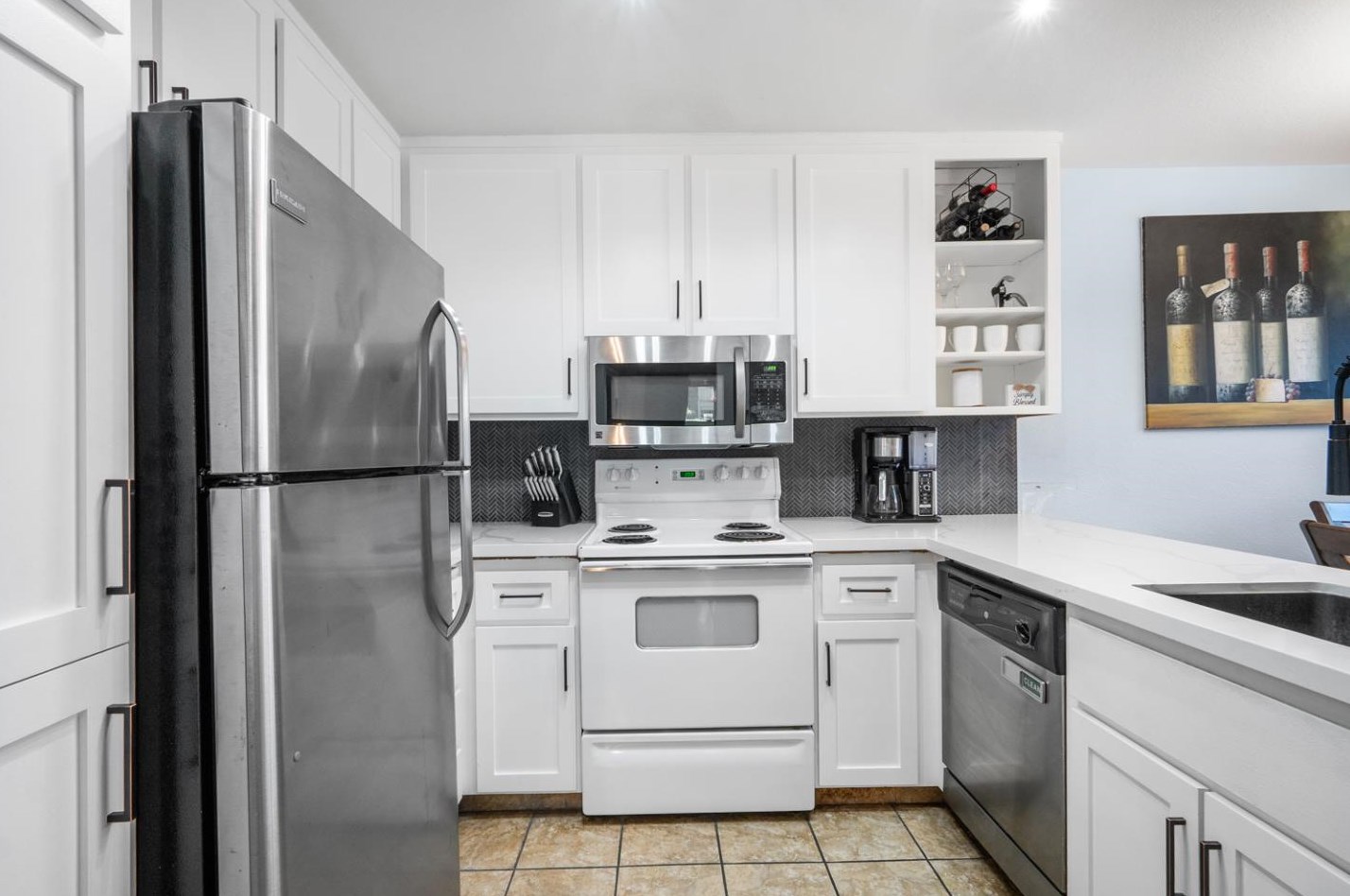 137 La Crosse Dr, Morgan Hill CA  95037-5628 exterior