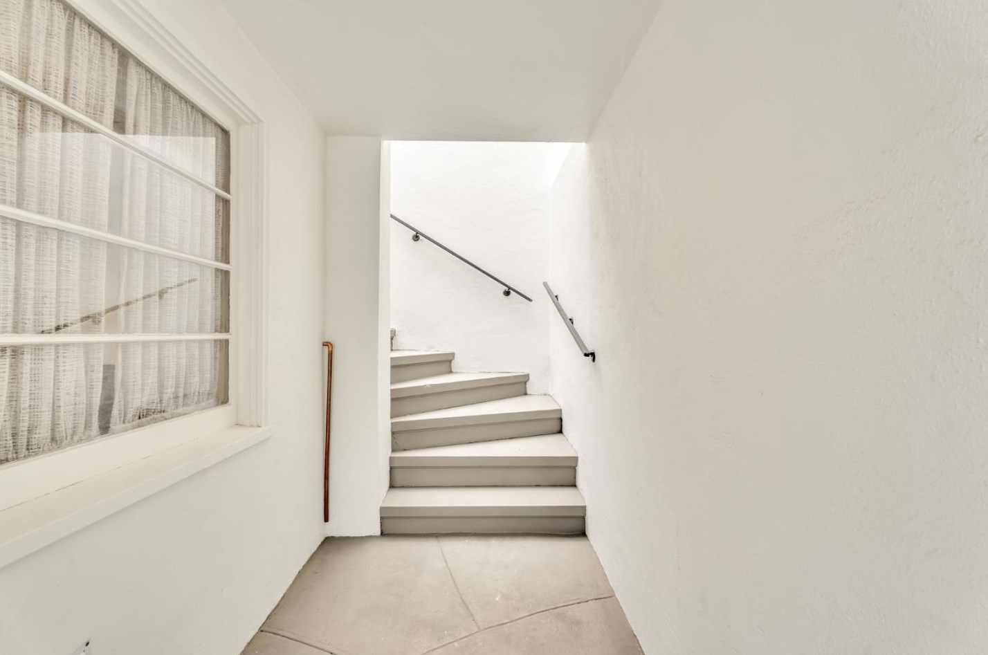 18 Valerton Ct, San Francisco, CA 94112