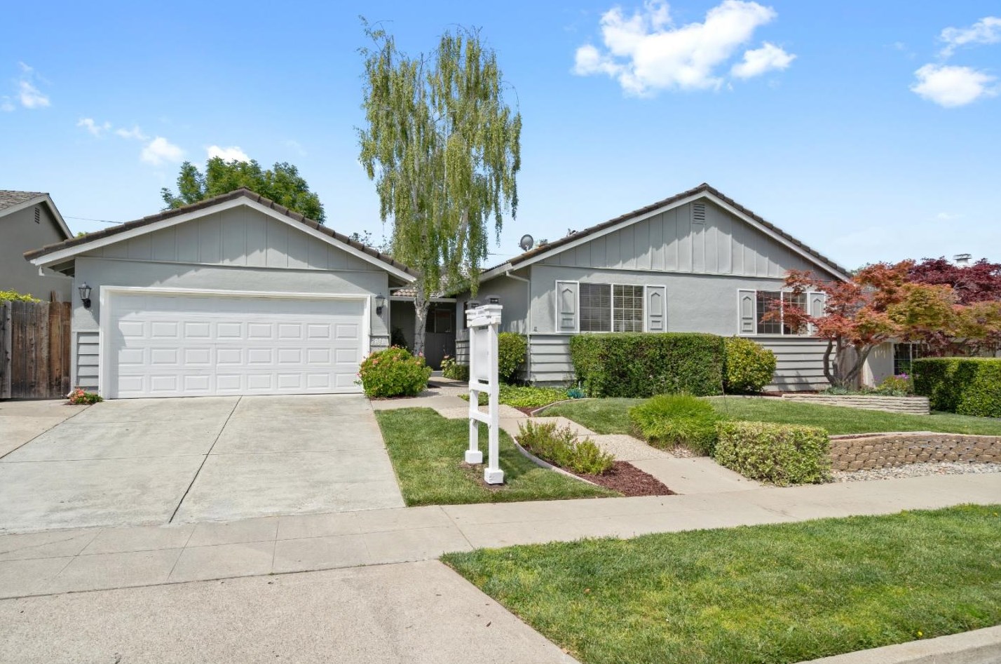 5501 Blossom Acres Dr, San Jose, CA 95124-6037