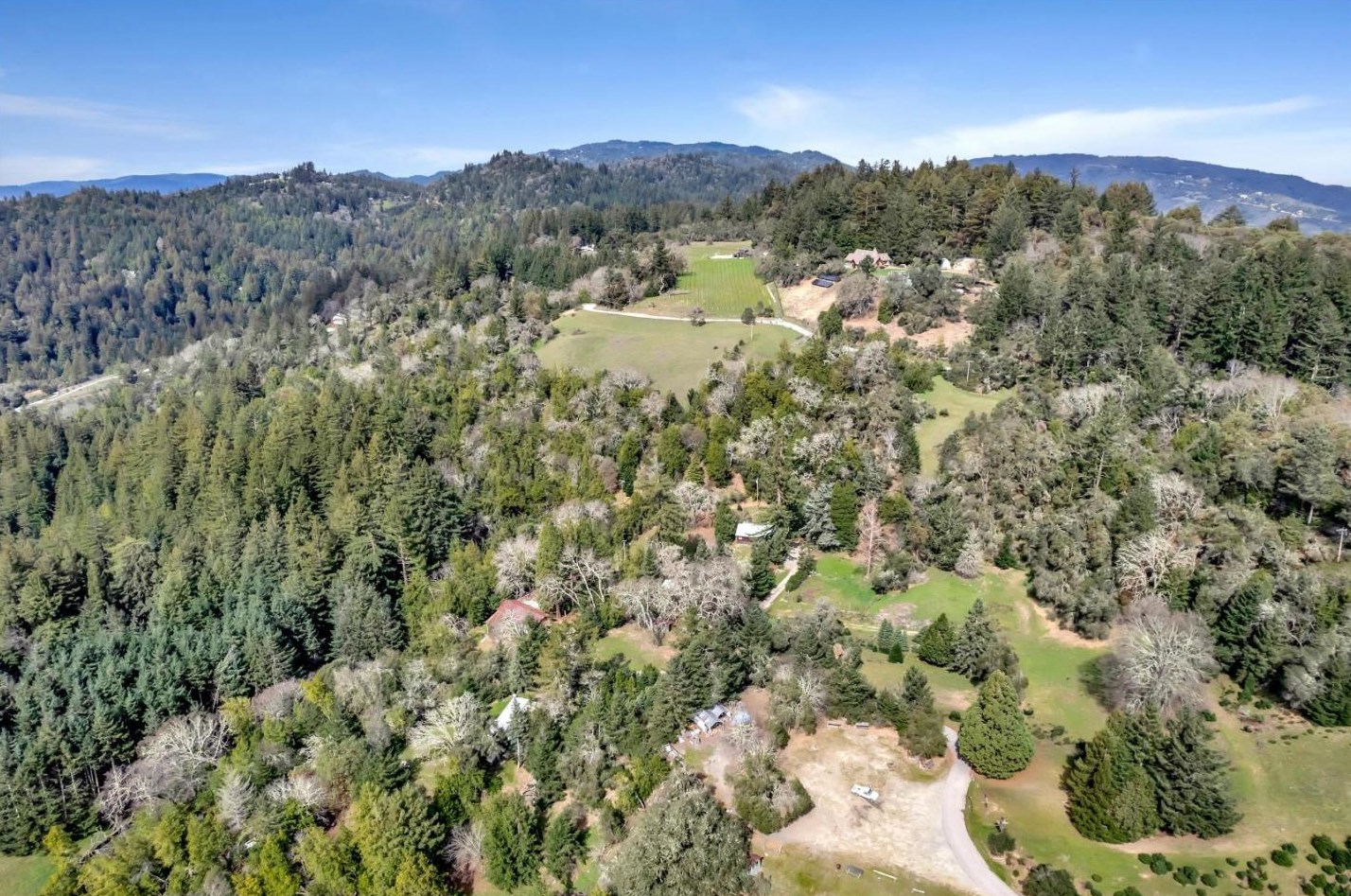 21570 Summit Rd, Los Gatos, CA 95033-8562