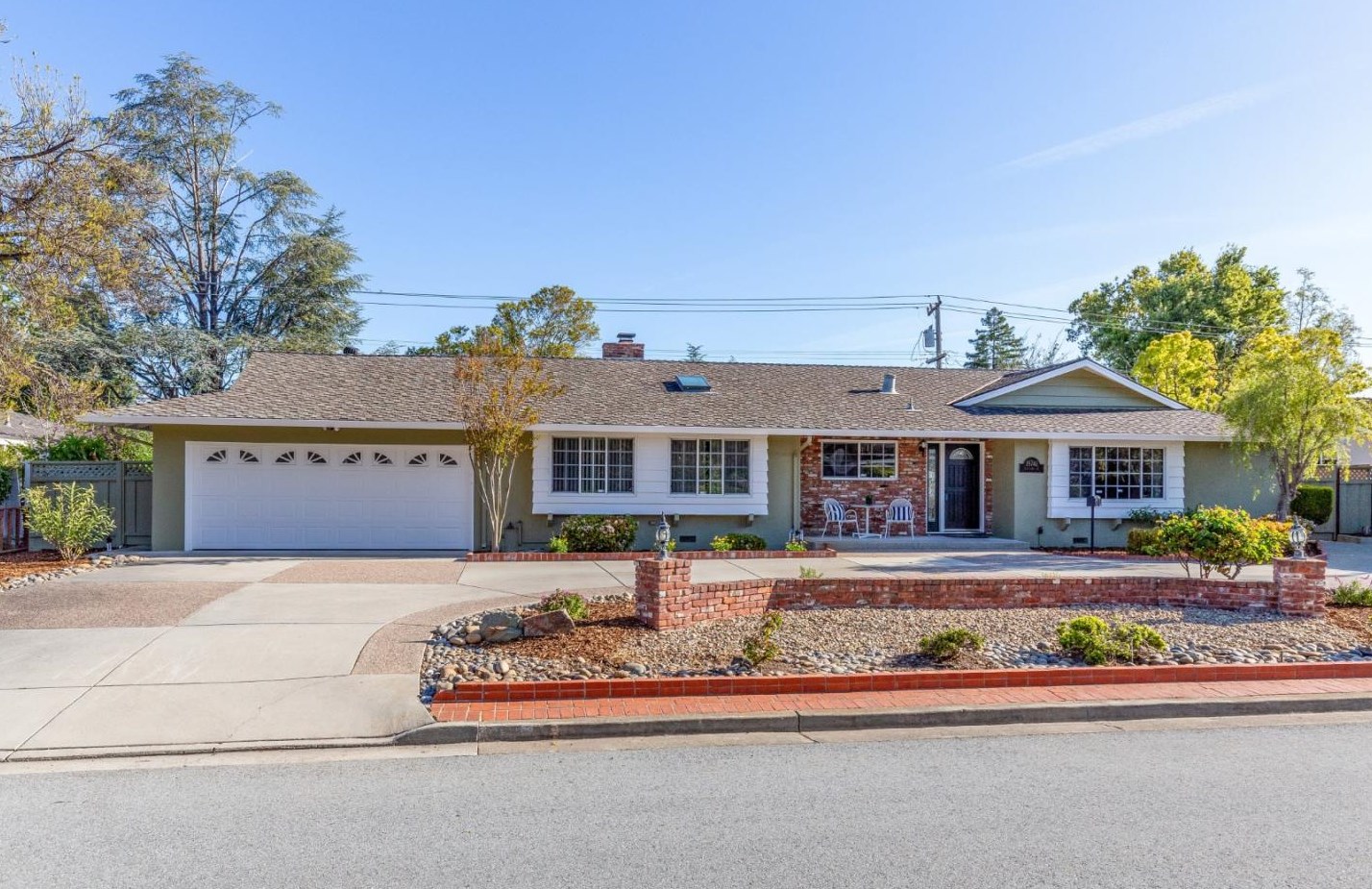 19741 Scotland Dr, Saratoga, CA 95070-5057