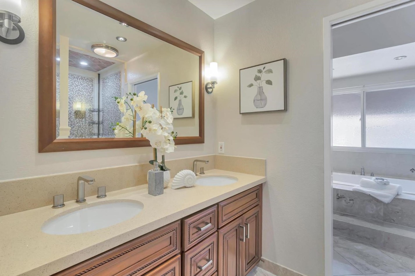 7 Court Ln, San Mateo CA  94404-2133 exterior