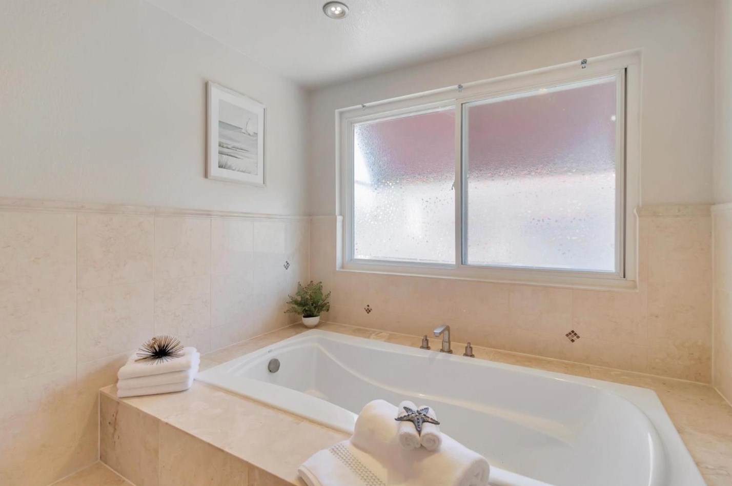 7 Court Ln, San Mateo CA  94404-2133 exterior