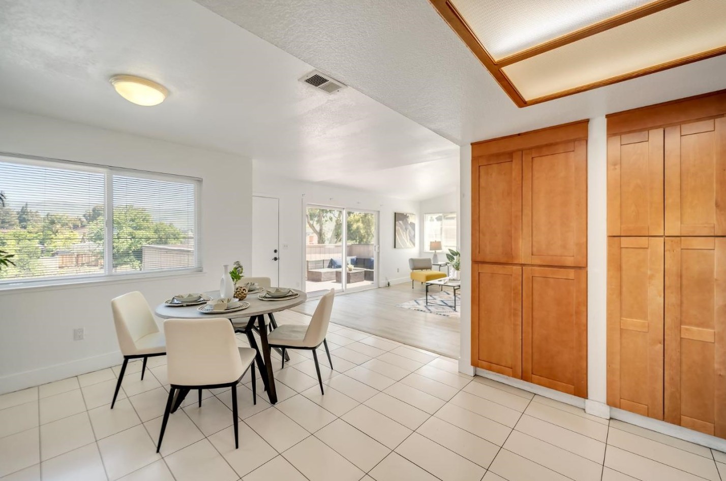 127 Silcreek Dr, San Jose CA  95116-7012 exterior