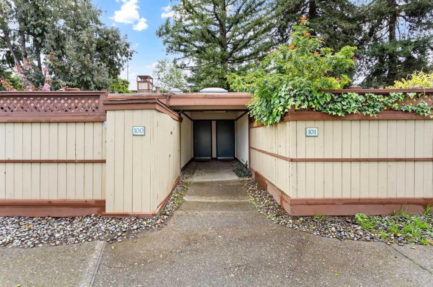 500 W Middlefield Rd 101, Mountain View, CA 94043