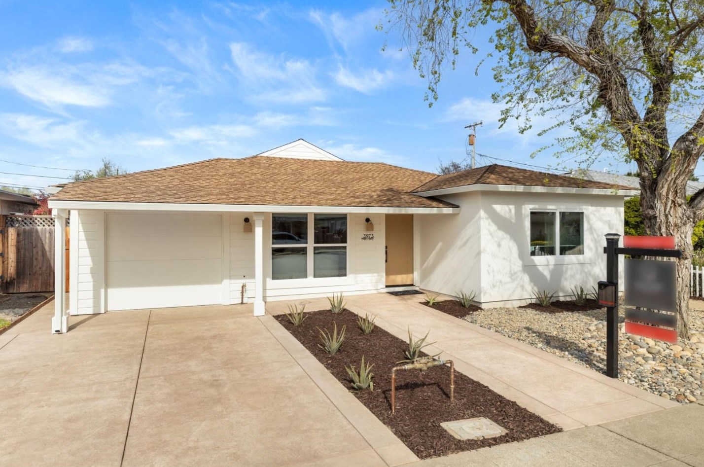3973 Oneill Dr, San Mateo, CA 94403-3637