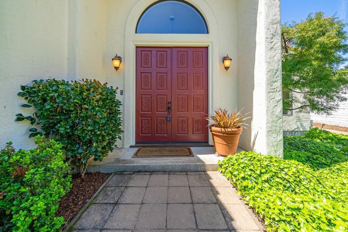 162 Littlefield Rd, Monterey, CA 93940