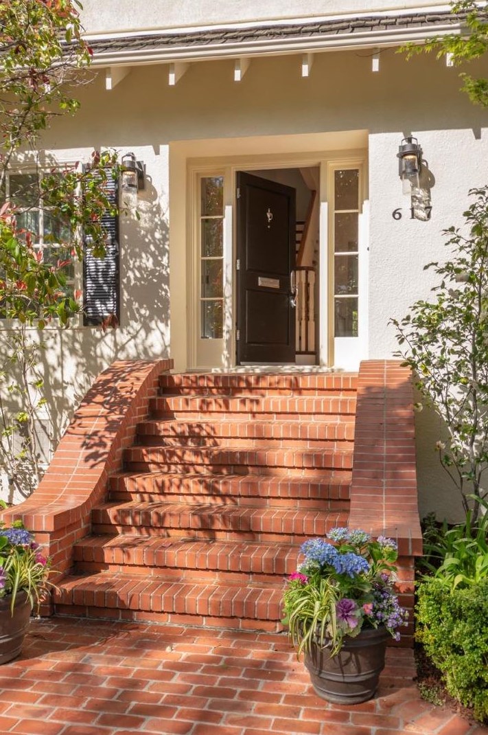 617 Dorchester Rd, San Mateo, CA 94402