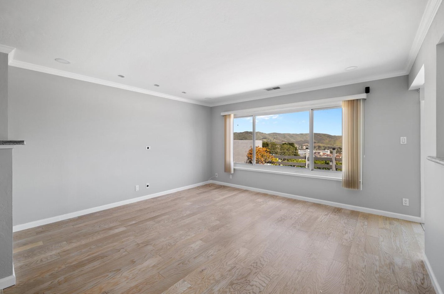 55 Penhurst Ave, Daly City, CA 94015-4423