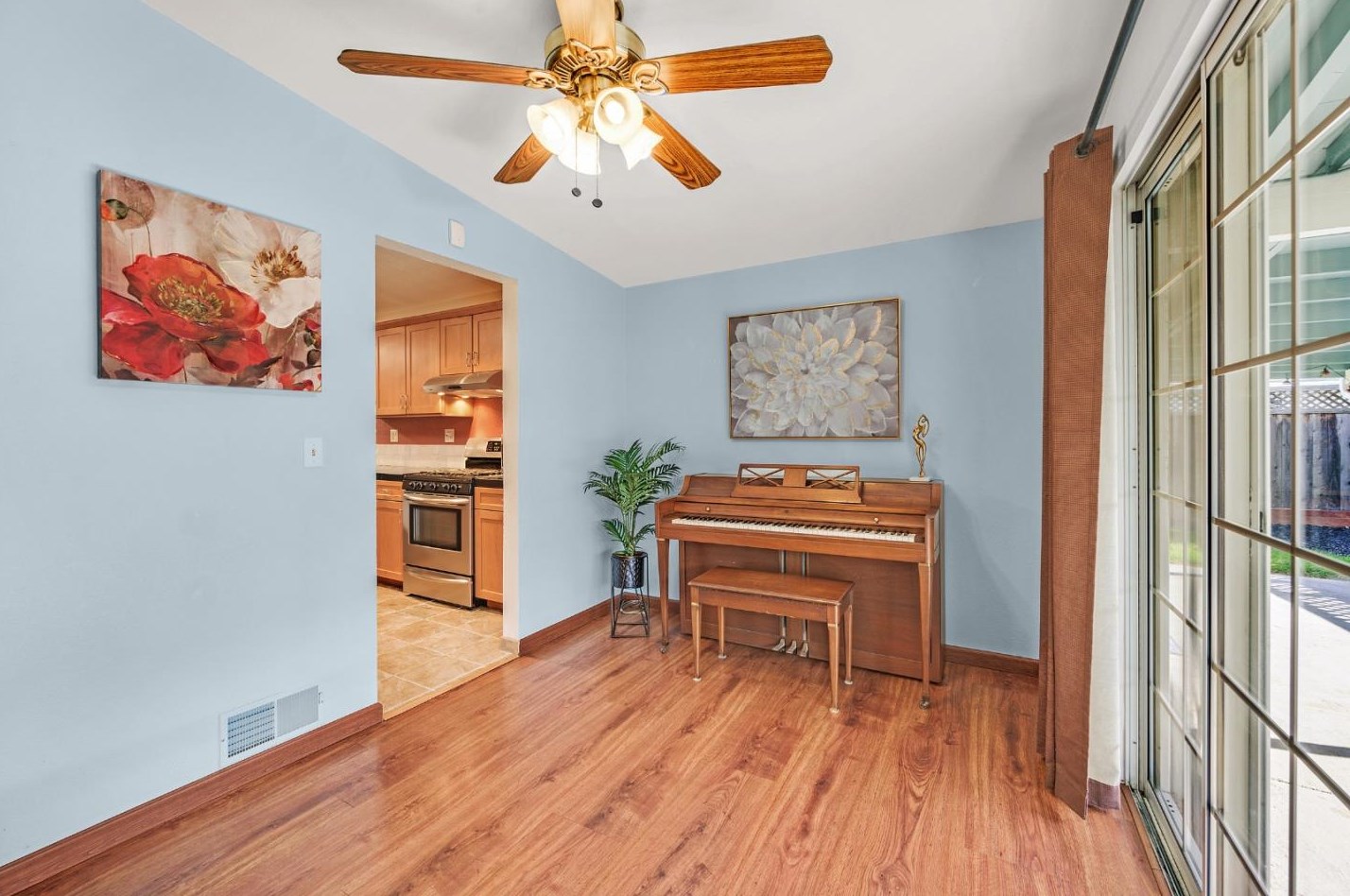 790 Rincon Ave, Campbell CA  95008-3829 exterior