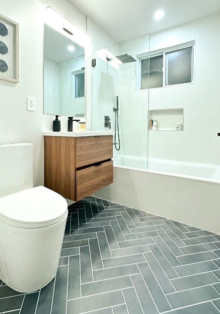 2712 Monterey St, San Mateo CA  94403-2629 exterior