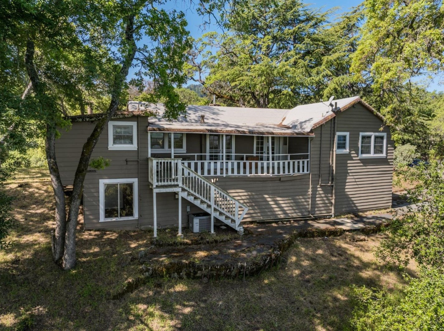 155 Lake Rd, Menlo Park, CA 94028-8116