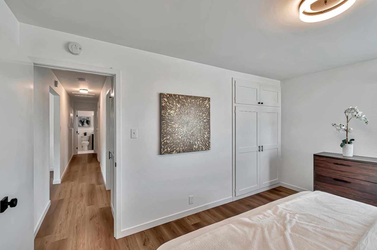 1277 Crestwood Dr, South San Francisco CA  94080-1324 exterior