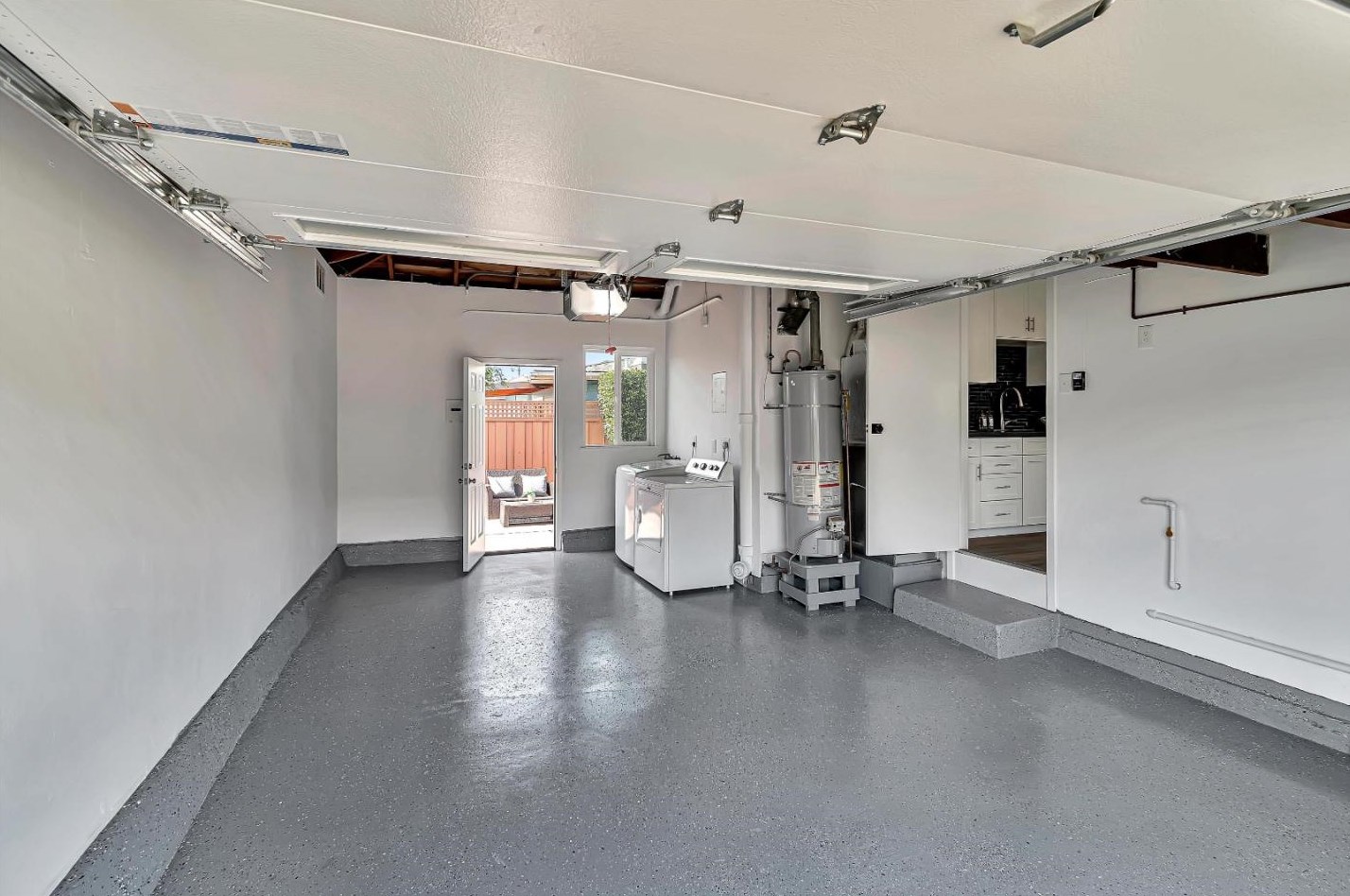 1277 Crestwood Dr, South San Francisco CA  94080-1324 exterior