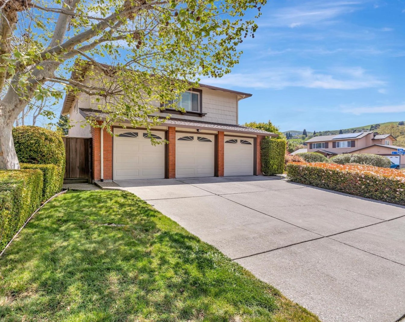 101 Posada Ct, San Ramon, CA 94583-2026