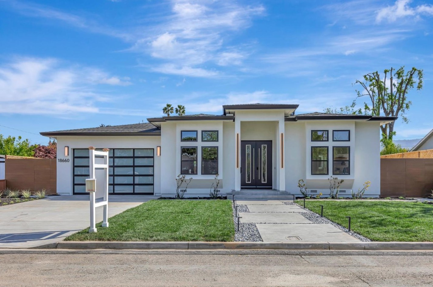 18660 Paseo Lado, Saratoga, CA 95070