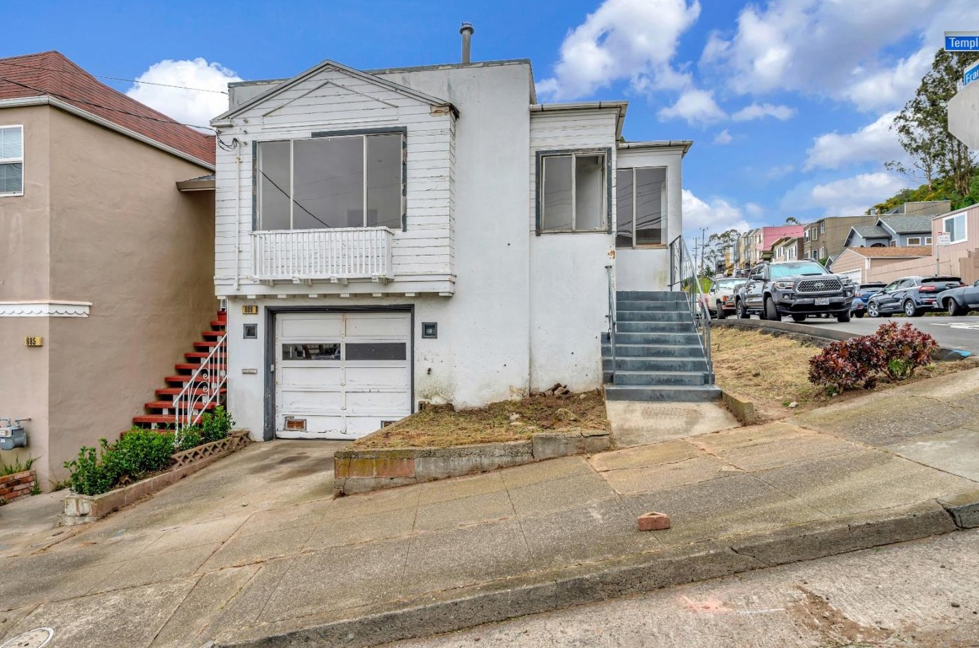 689 Templeton Ave, Daly City, CA 94014