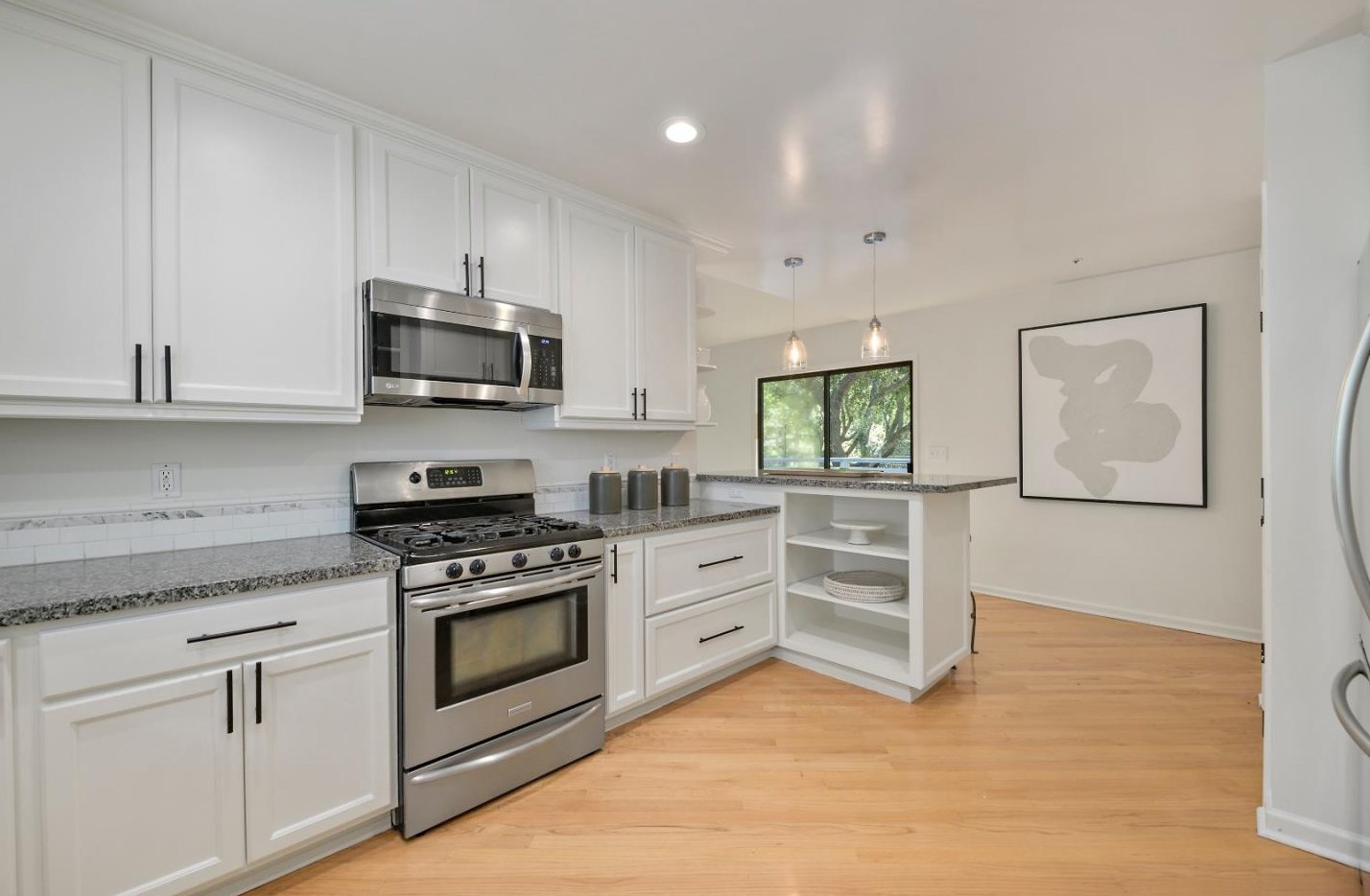 2509 Alpine Rd, Menlo Park CA  94025-6314 exterior