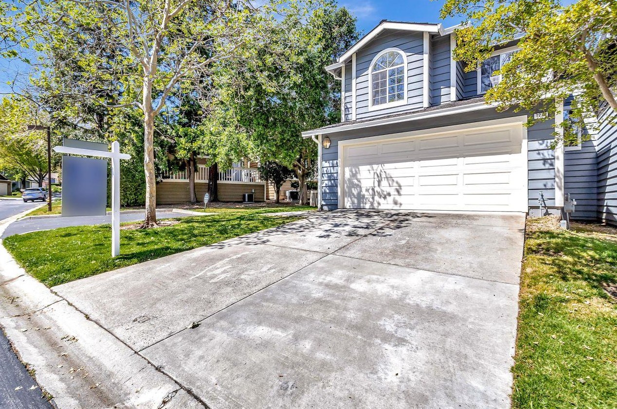 1213 Shelby Creek Ln, San Jose, CA 95120-4261