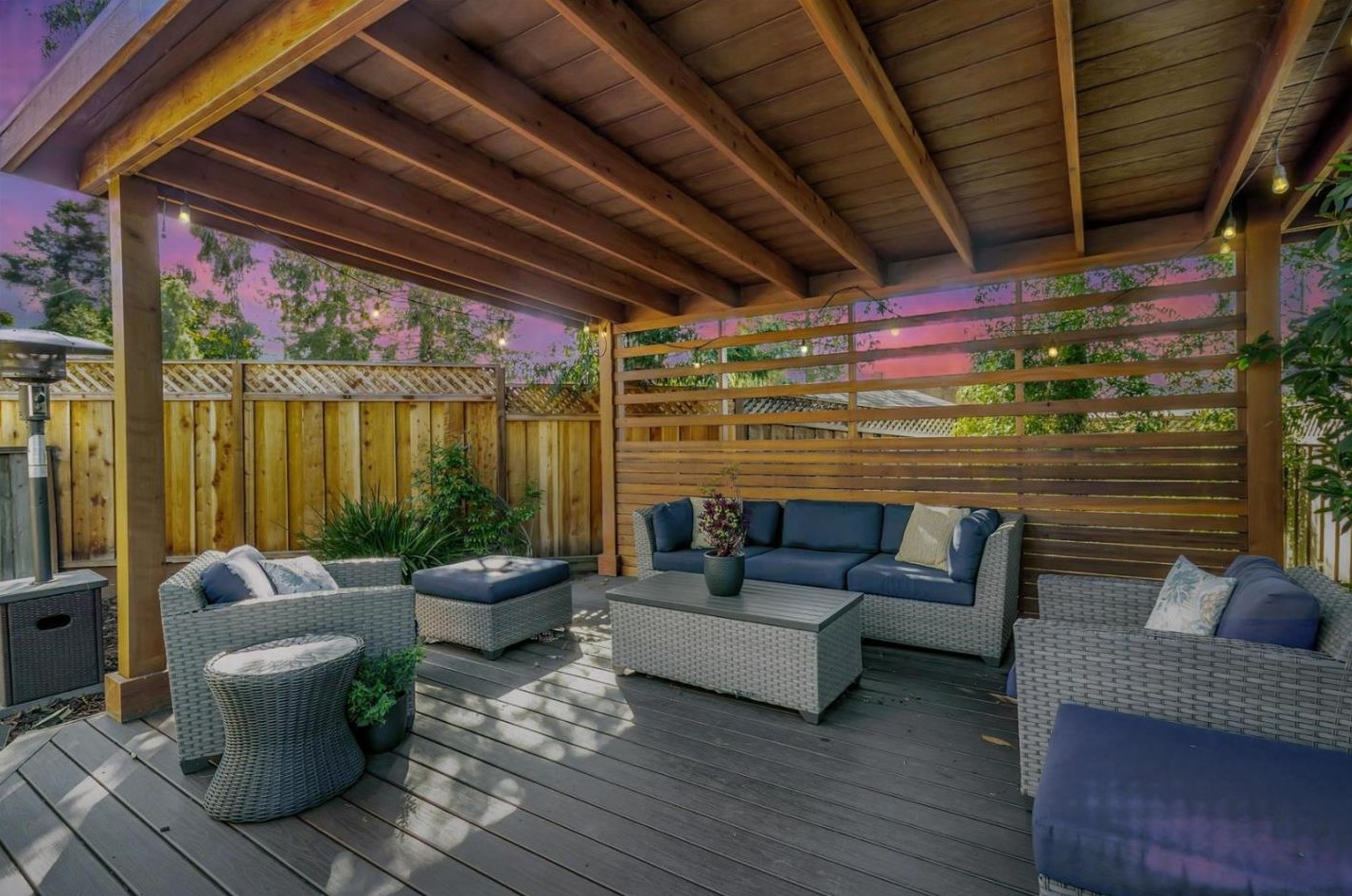 32 Shaw Ct, Redwood City, CA 94061-1466