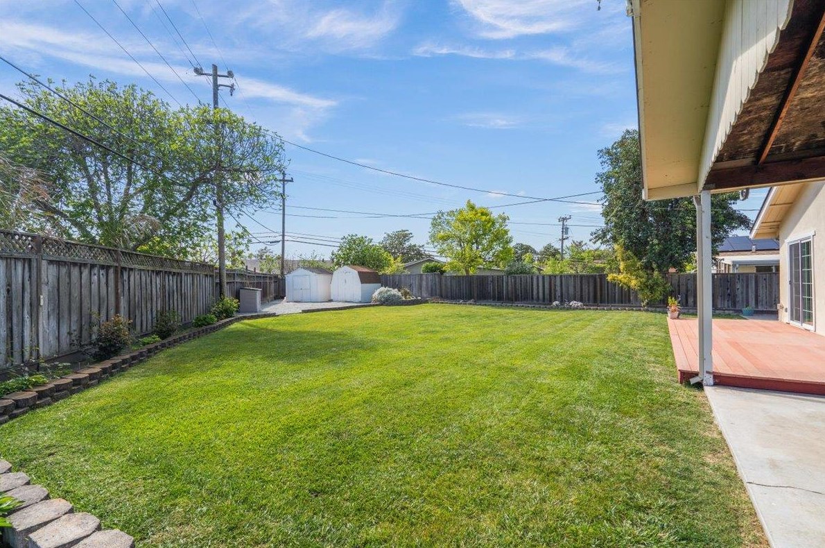 5819 Arapaho Dr, San Jose CA  95123-3205 exterior