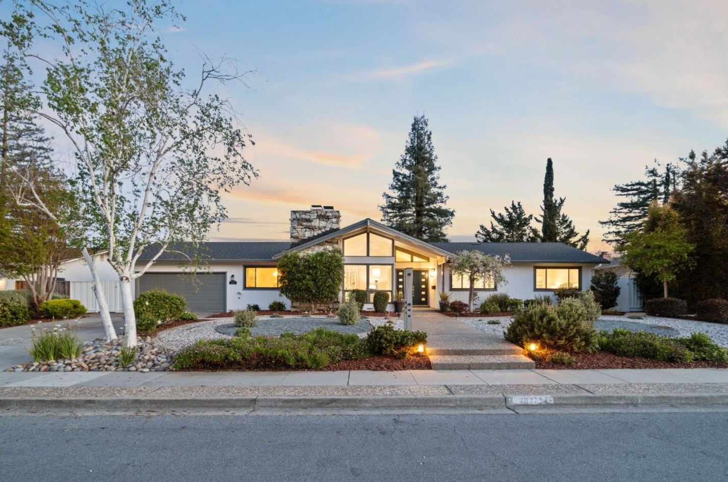 20372 Miljevich Dr, Saratoga, CA 95070-4349
