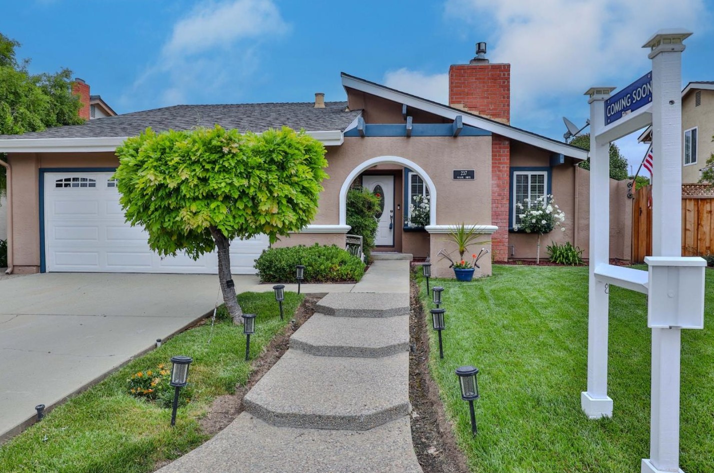 237 Prague Dr, San Jose, CA 95119-1741