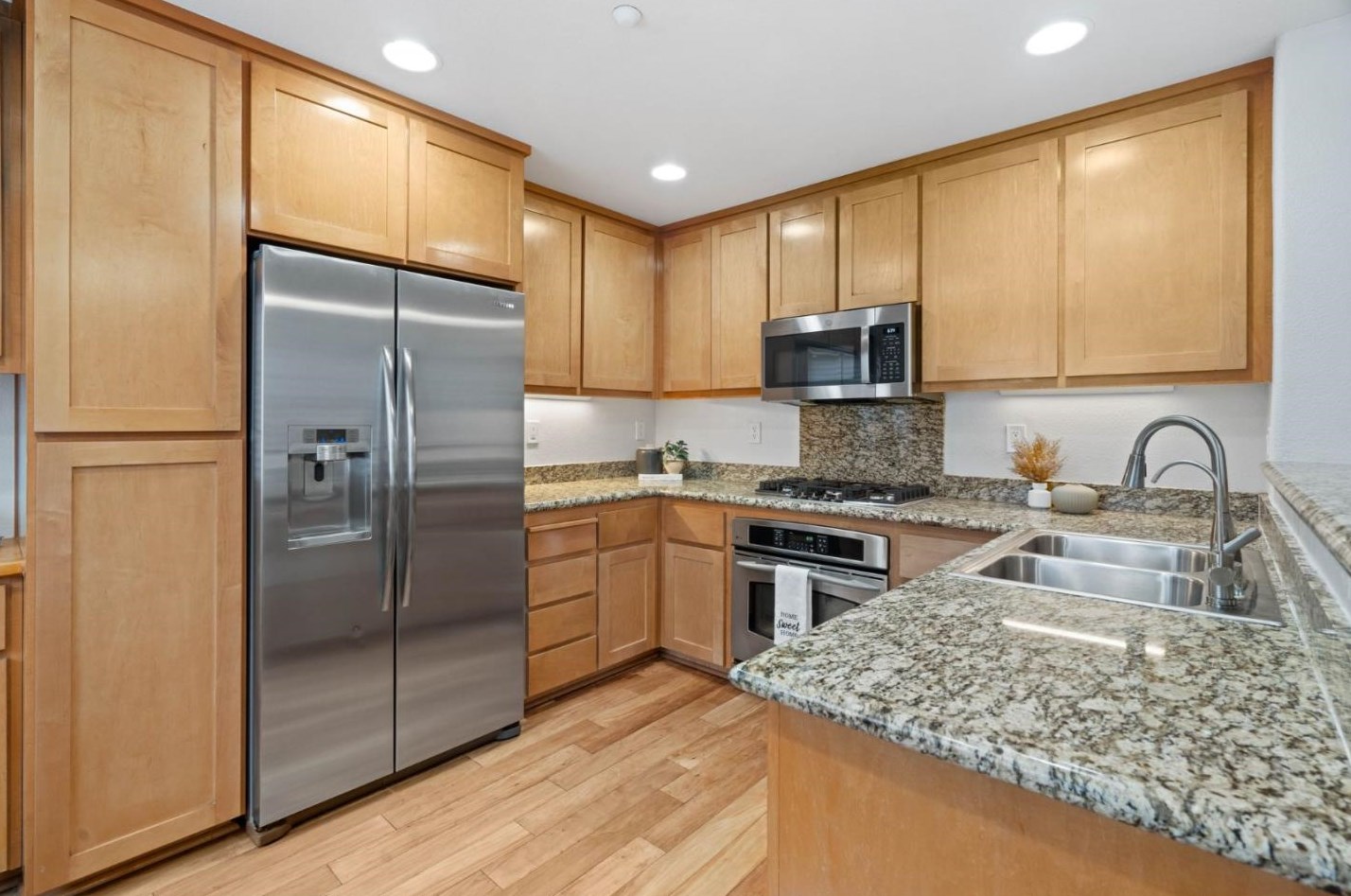 361 Vista Roma Way, San Jose CA  95136-4451 exterior