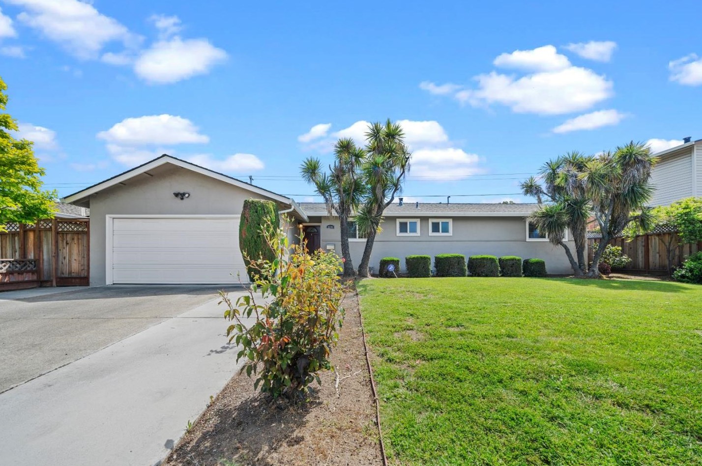 2292 Stratford Dr, San Jose, CA 95124-2635