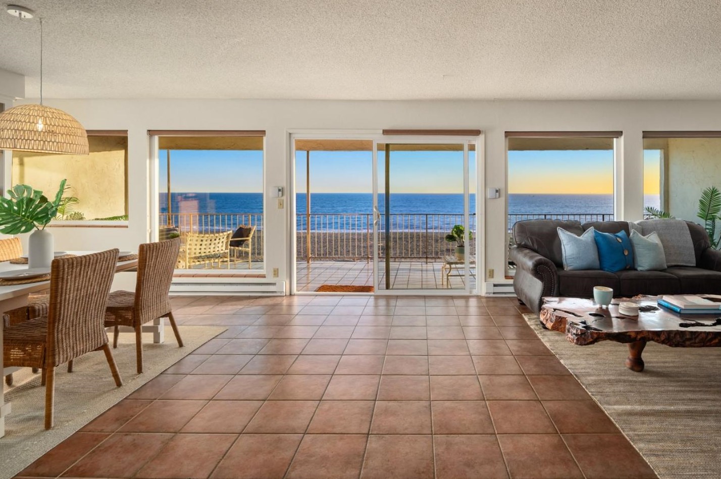 369 Beach Dr, Aptos, CA 95003-5103
