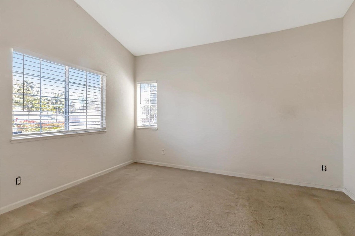 5916 Bridgeport Lk Way, San Jose CA  95123-2437 exterior