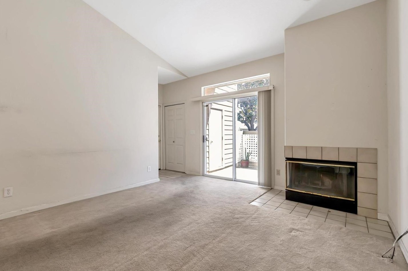 5916 Bridgeport Lake Way, San Jose, CA 95123-2437