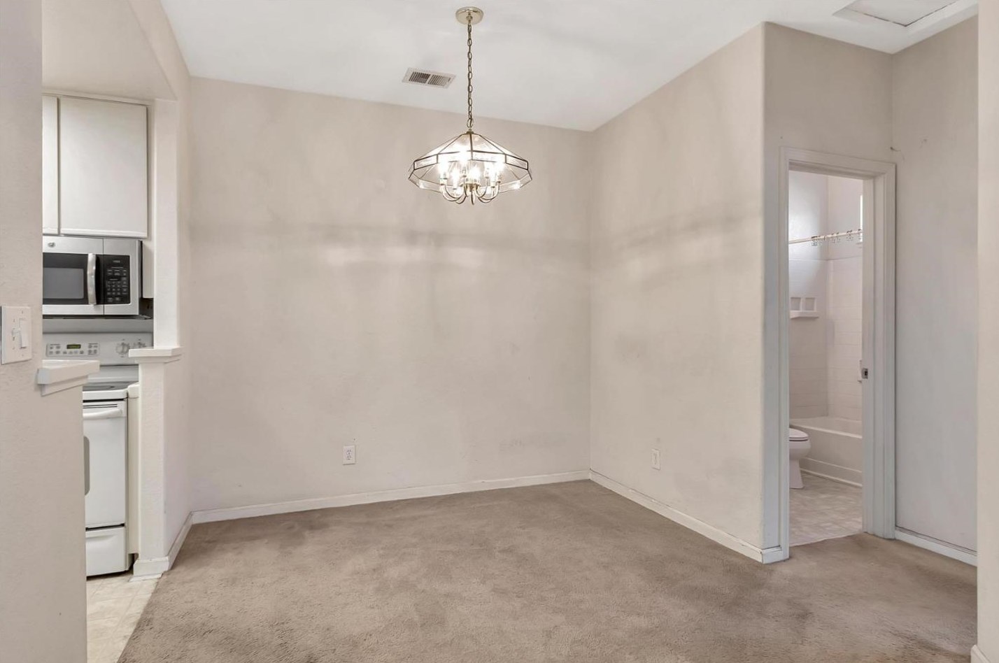 5916 Bridgeport Lk Way, San Jose CA  95123-2437 exterior