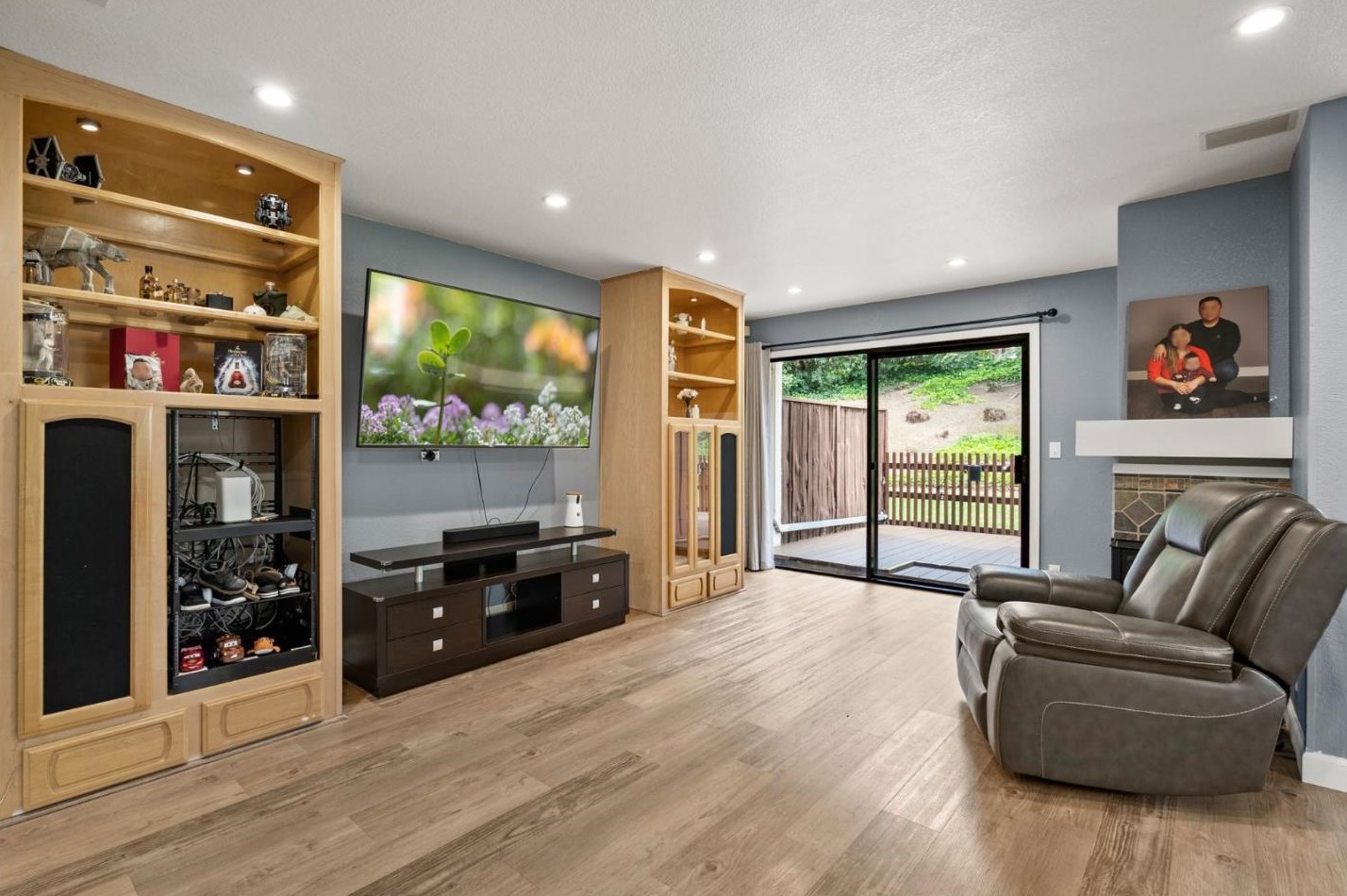 1910 Winding Creek Ct, San Jose, CA 95148