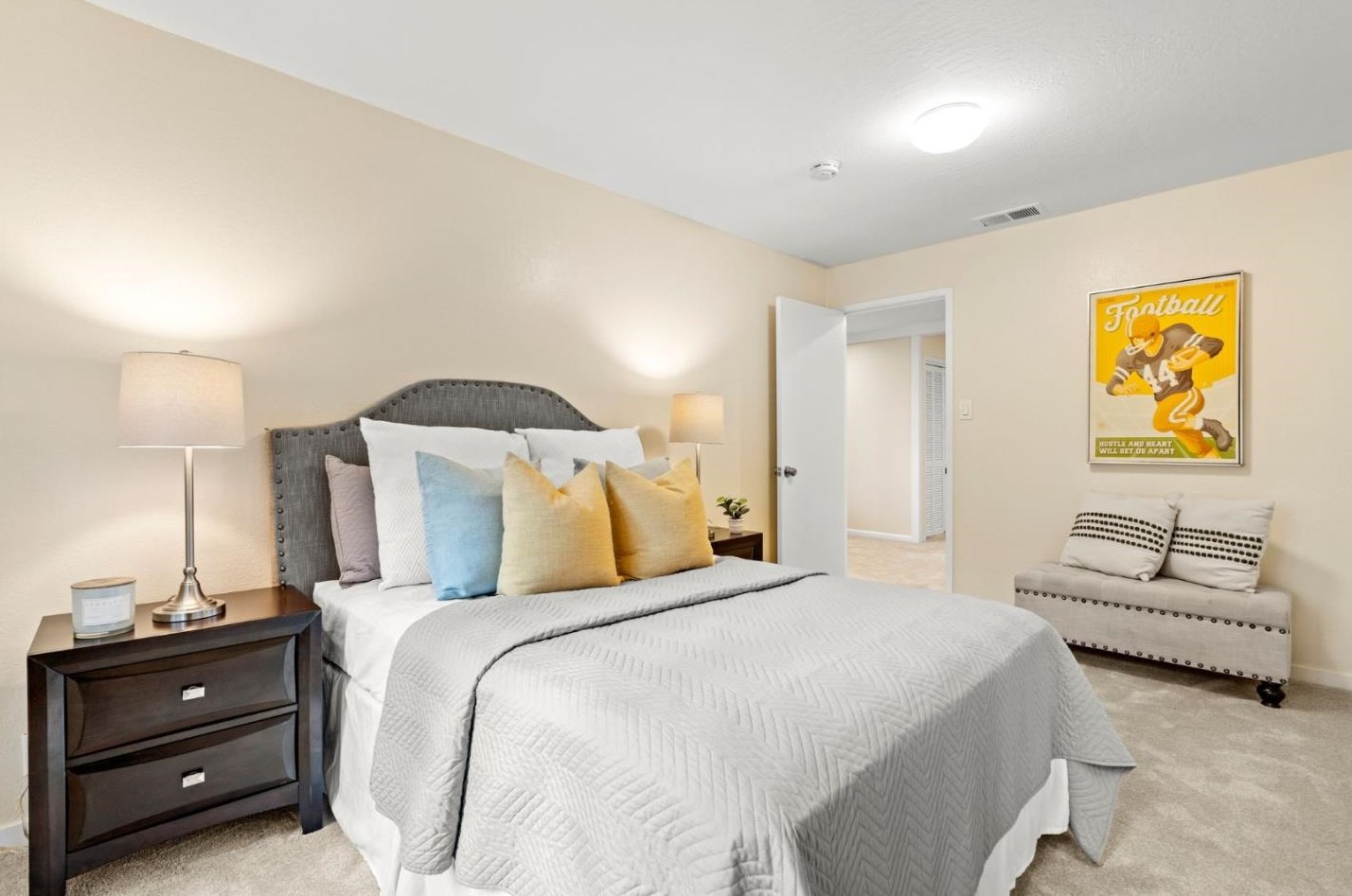 555 Smt Spg Rd, Redwood City CA  94062-4251 exterior